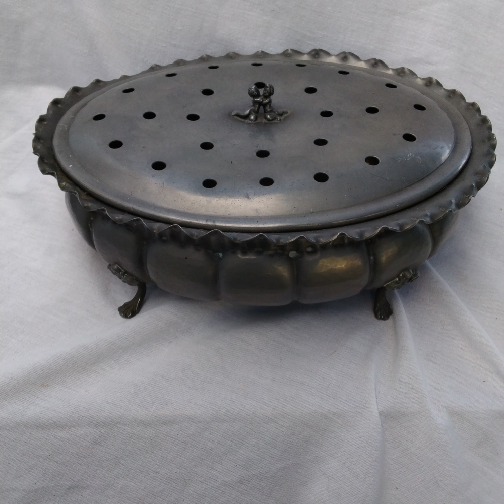 Vintage-Style Gray Metal Serving Dish with Ventilated Lid